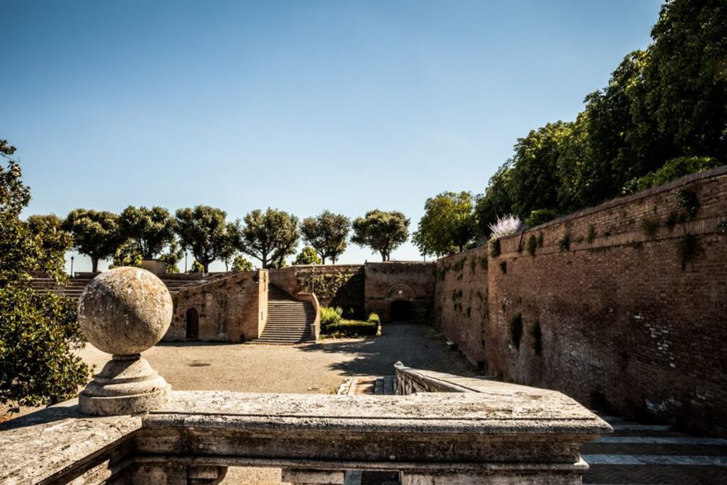 cannabis-in-siena-discreet-use-spot