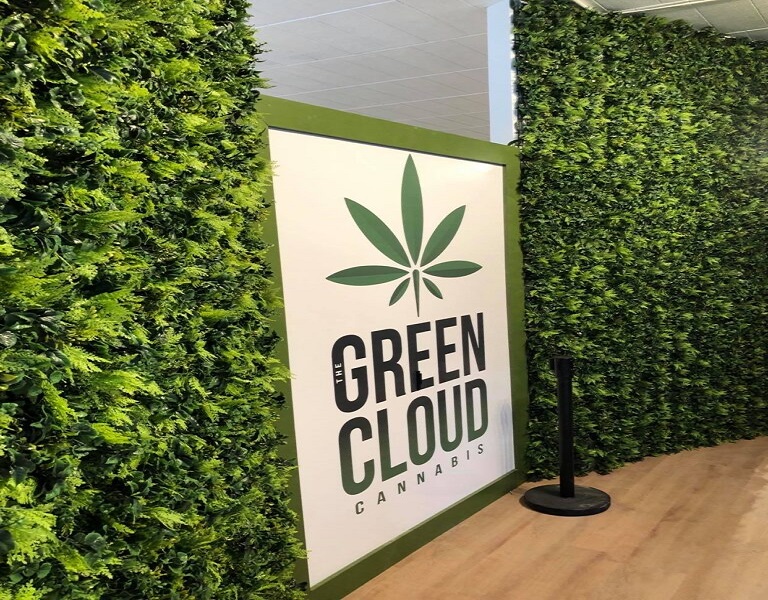 Cannabis in Lake Como