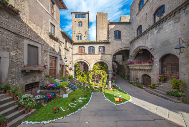 Hidden courtyard for weed in Viterbo