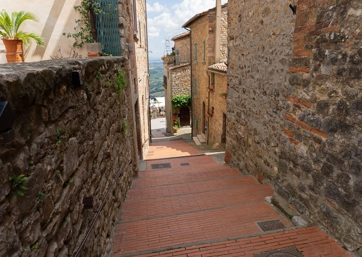 Narrow medieval stone steps streets provide intimate corners for cannabis in Perugia.