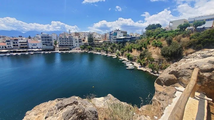 Cannabis in Agios Nikolaos - cliffside