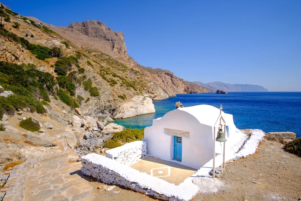 whitewashed building on the Cyclades islands