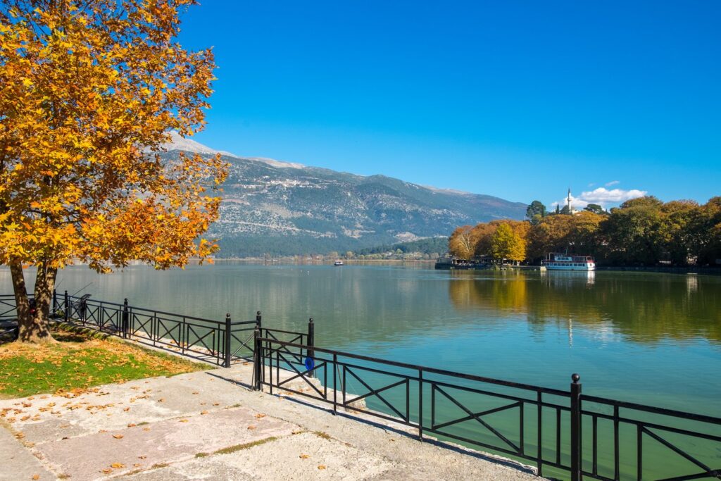 Marijuana in Ioannina - lakefront